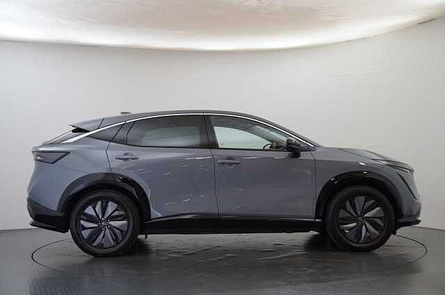 Nissan ARIYA 63KW Advance Auto with 22KW Onboard Charger + Sat Nav and 360 View Cameras