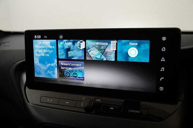 Nissan Juke 1.0 DIG-T 114 N-Connecta with Sat Nav and Rear View Camera