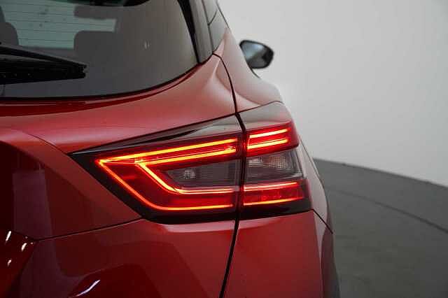 Nissan Juke 1.0 DIG-T 117 Tekna+ with BOSE Audio and Drive Assist Technology