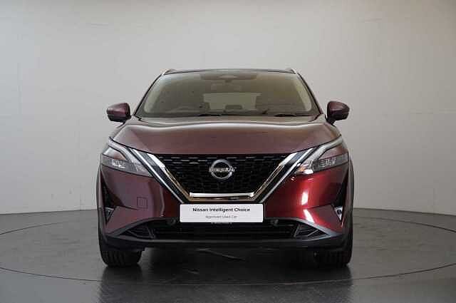Nissan Qashqai 1.3 DIG-T MH 140 N-Connecta with Glass Roof + Sat Nav and 360 View Cameras