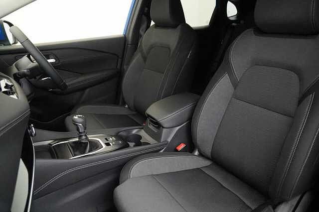 Nissan Qashqai 1.3 DIG-T MH 140 N-Connecta with Glass Roof + Sat Nav and 360 View Cameras