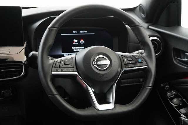 Nissan Juke 1.0 DIG-T 114 Tekna with BOSE Audio and Drive Assist Technology