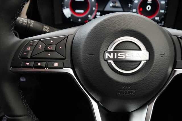 Nissan Juke 1.0 DIG-T 114 Tekna with BOSE Audio and Drive Assist Technology