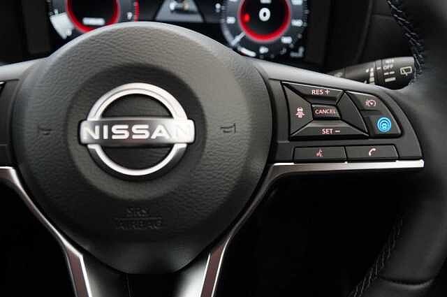 Nissan Juke 1.0 DIG-T 114 Tekna with BOSE Audio and Drive Assist Technology