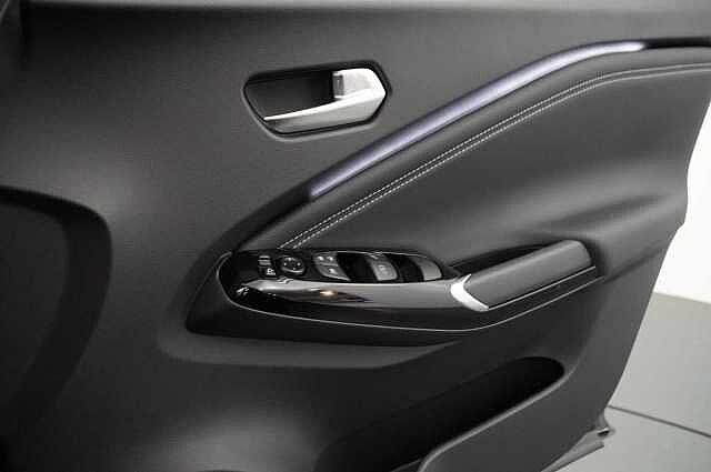 Nissan Juke 1.0 DIG-T 114 Tekna with BOSE Audio and Drive Assist Technology