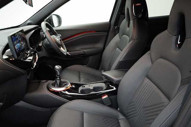 Nissan Juke 1.0 DIG-T 114 Tekna with BOSE Audio and Drive Assist Technology