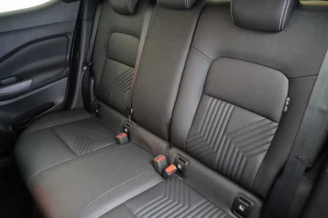 Nissan Juke 1.0 DIG-T 114 Tekna with BOSE Audio and Drive Assist Technology