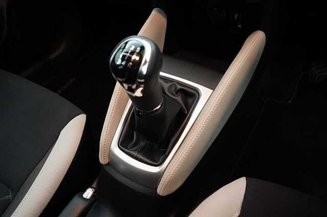 Nissan Micra 1.0 71 Acenta with Air Con and Apple Car Play