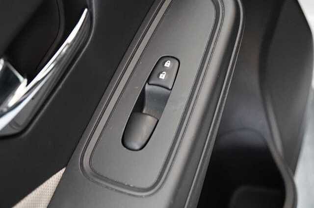 Nissan Micra 1.0 71 Acenta with Air Con and Apple Car Play