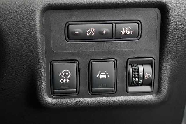 Nissan Micra 1.0 IG-T 92 Tekna X-Tronic Auto with BOSE Audio + Nav and 360 View Cameras