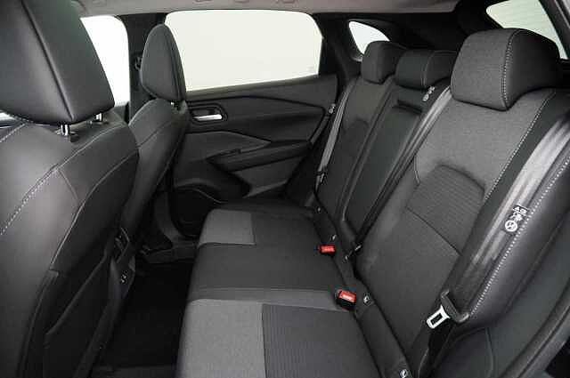 Nissan Qashqai 1.5 190 e-Power N-Connecta Auto with Glass Roof + Nav and 360 View Cameras