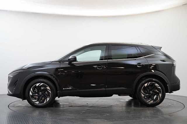 Nissan Qashqai 1.5 190 e-Power N-Connecta Auto with Glass Roof + Nav and 360 View Cameras