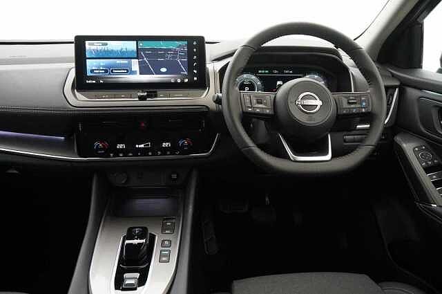 Nissan Qashqai 1.5 190 e-Power N-Connecta Auto with Glass Roof + Nav and 360 View Cameras