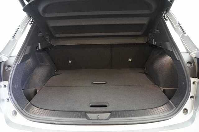 Nissan Qashqai 1.3 DIG-T MH 140 Tekna with Glass Roof + Heat Pack and 360 View Cameras