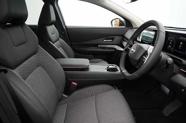 Nissan ARIYA 63KW Advance Auto with Sky Roof Pack Upgrade + Sat Nav and 360 Cameras