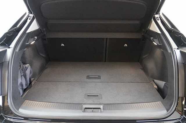 Nissan ARIYA 63KW Advance Auto with Sky Roof Pack Upgrade + Sat Nav and 360 Cameras