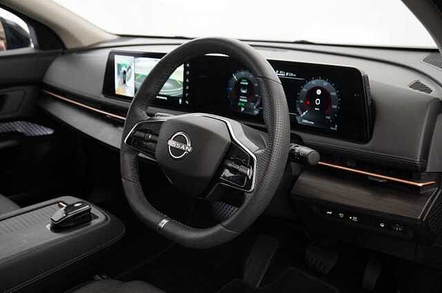 Nissan ARIYA 63KW Advance Auto with Sky Roof Pack Upgrade + Sat Nav and 360 Cameras