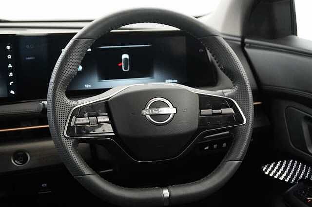 Nissan ARIYA 63KW Advance Auto with Sky Roof Pack Upgrade + Sat Nav and 360 Cameras