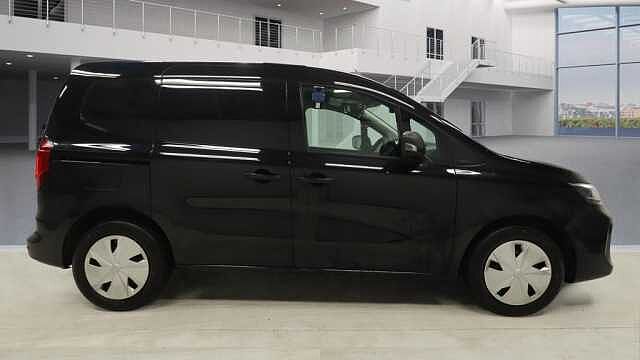 Nissan Townstar EV 45KW Tekna Auto L1 Van with Sat Nav and Rear View Camera