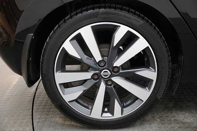 Nissan Micra 1.0 DIG-T 117 Tekna with BOSE Personal Audio + Sat Nav and Rear Camera