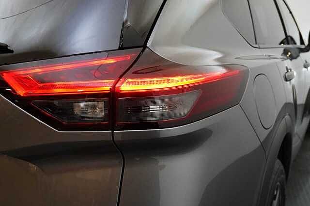 Nissan X-Trail 1.5 VC-T MH 163 N-Connecta X-Tronic Auto with 5 Seats + Nav and 360 Cameras