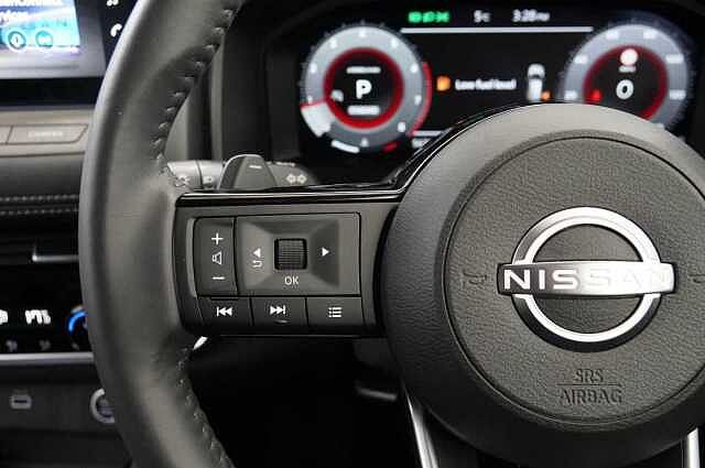 Nissan X-Trail 1.5 VC-T MH 163 N-Connecta X-Tronic Auto with 5 Seats + Nav and 360 Cameras