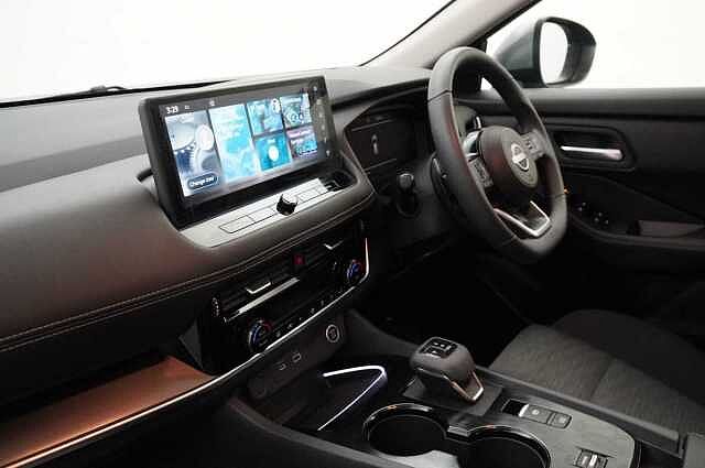 Nissan X-Trail 1.5 VC-T MH 163 N-Connecta X-Tronic Auto with 5 Seats + Nav and 360 Cameras