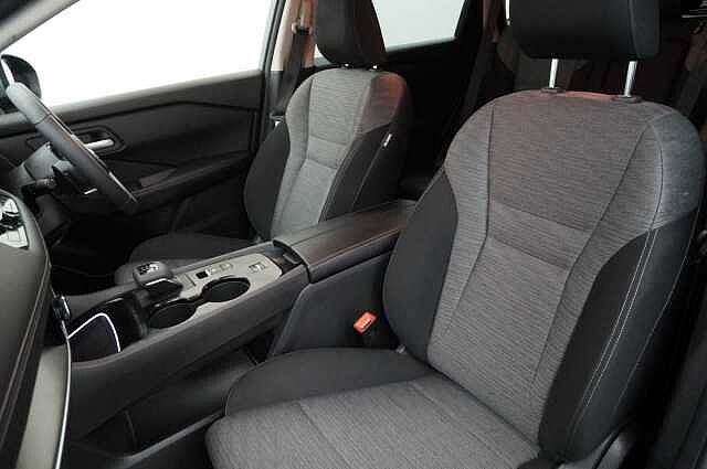 Nissan X-Trail 1.5 VC-T MH 163 N-Connecta X-Tronic Auto with 5 Seats + Nav and 360 Cameras