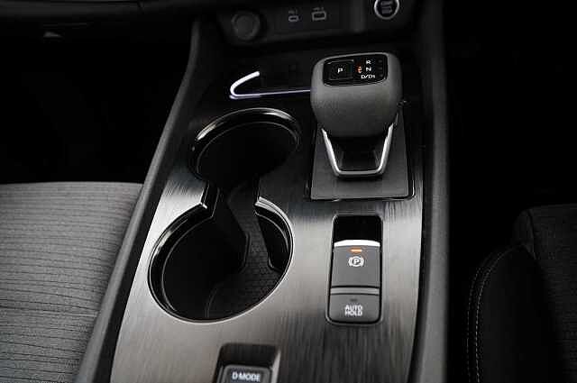 Nissan X-Trail 1.5 VC-T MH 163 N-Connecta X-Tronic Auto with 5 Seats + Nav and 360 Cameras