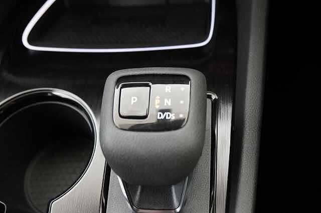 Nissan X-Trail 1.5 VC-T MH 163 N-Connecta X-Tronic Auto with 5 Seats + Nav and 360 Cameras