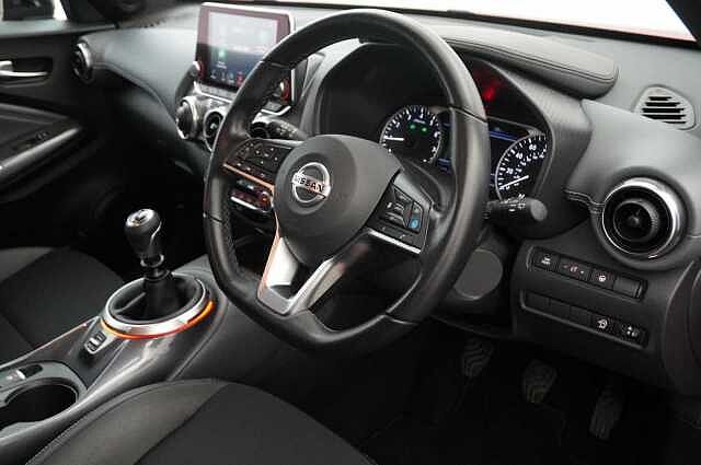 Nissan Juke 1.0 DIG-T 114 Tekna with BOSE Audio and Drive Assist Technology
