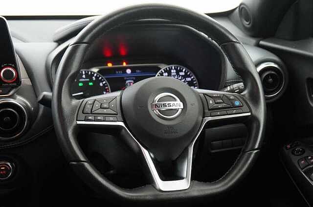 Nissan Juke 1.0 DIG-T 114 Tekna with BOSE Audio and Drive Assist Technology