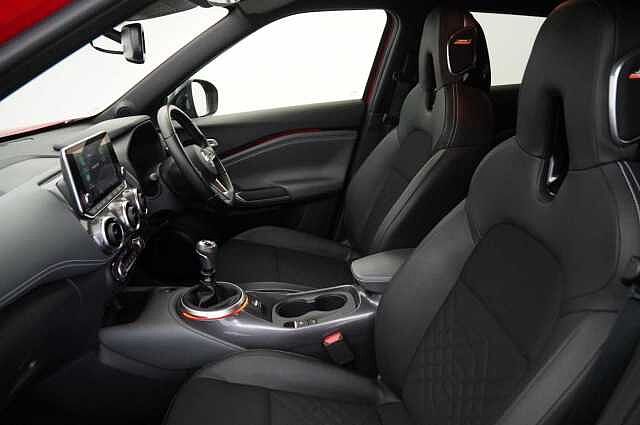 Nissan Juke 1.0 DIG-T 114 Tekna with BOSE Audio and Drive Assist Technology