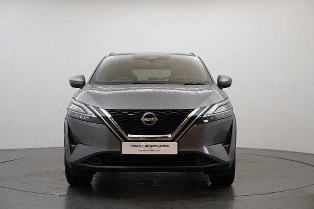 Nissan Qashqai 1.3 DIG-T MH 158 Tekna X-Tronic Auto with Glass Roof and Pro Pilot Assist