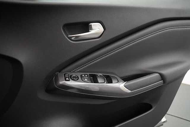 Nissan Juke 1.0 DIG-T 114 N-Connecta with Sat Nav and Rear View Camera