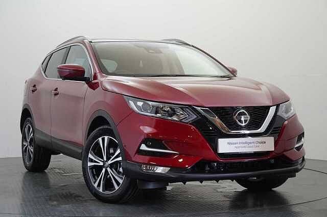 Nissan Qashqai 1.3 DIG-T 160 N-Connecta DCT Auto with Glass Roof + Nav &amp; 360 View Cameras