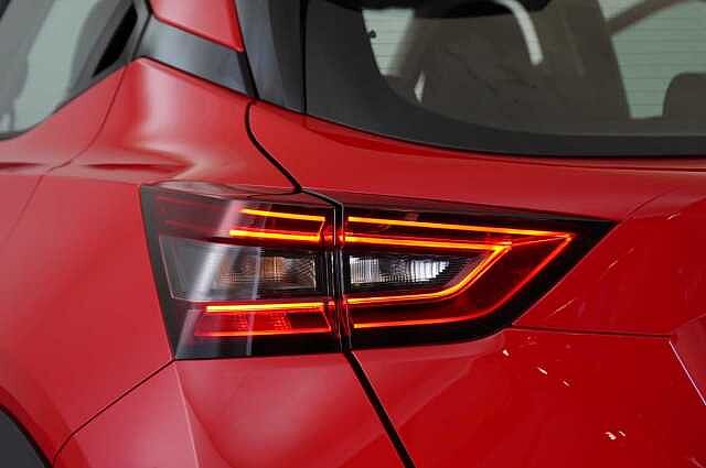 Nissan Juke 1.0 DIG-T 114 Acenta with Rear Camera + Apple and Android Integration