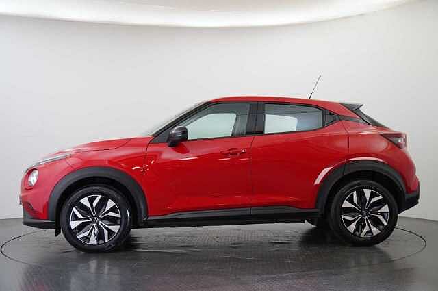 Nissan Juke 1.0 DIG-T 114 Acenta with Rear Camera + Apple and Android Integration