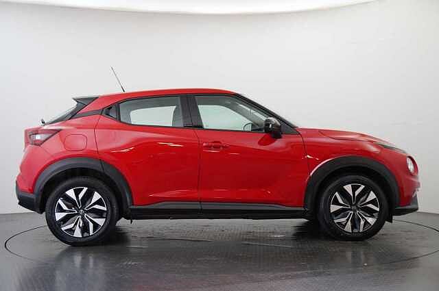 Nissan Juke 1.0 DIG-T 114 Acenta with Rear Camera + Apple and Android Integration