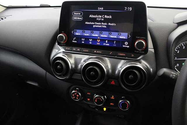 Nissan Juke 1.0 DIG-T 114 Acenta with Rear Camera + Apple and Android Integration
