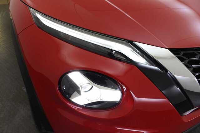 Nissan Juke 1.0 DIG-T 114 Acenta with Rear Camera + Apple and Android Integration