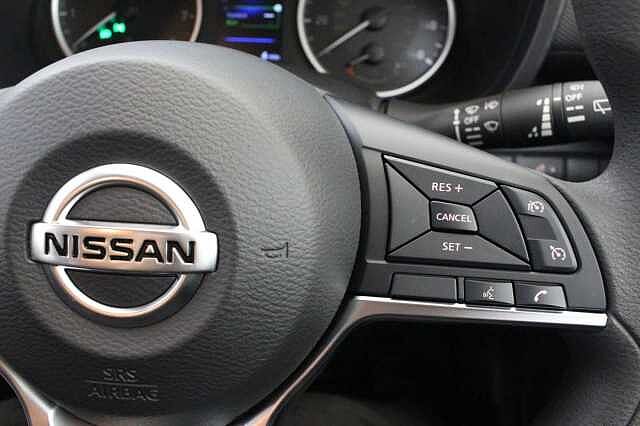 Nissan Juke 1.0 DIG-T 114 Acenta with Rear Camera + Apple and Android Integration