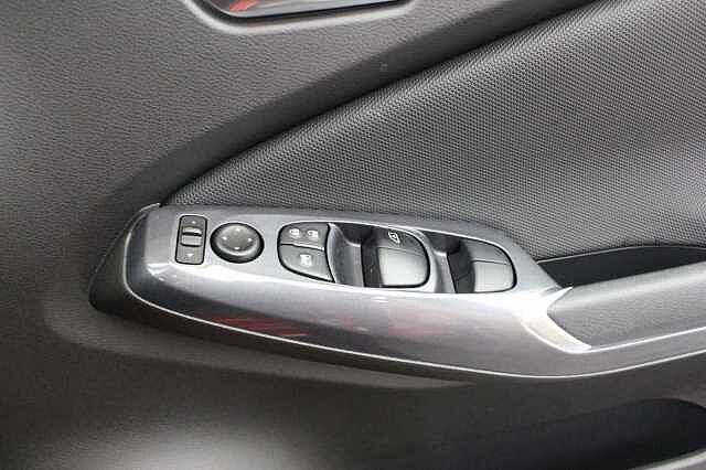 Nissan Juke 1.0 DIG-T 114 Acenta with Rear Camera + Apple and Android Integration