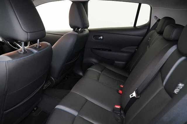 Nissan LEAF 40KW Tekna Auto with BOSE Audio and Pro Pilot Technology