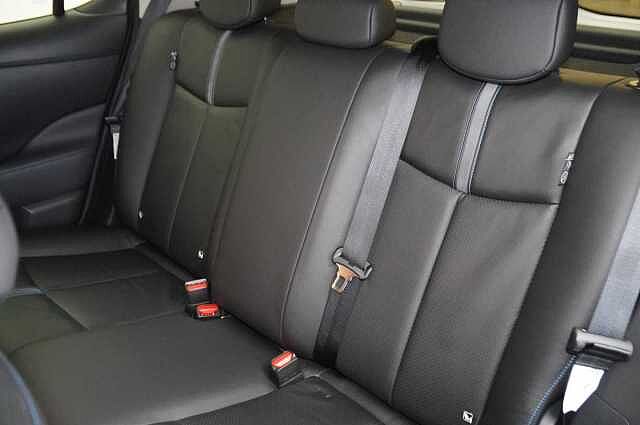Nissan LEAF 40KW Tekna Auto with BOSE Audio and Pro Pilot Technology