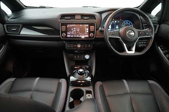 Nissan LEAF 40KW Tekna Auto with BOSE Audio and Pro Pilot Technology