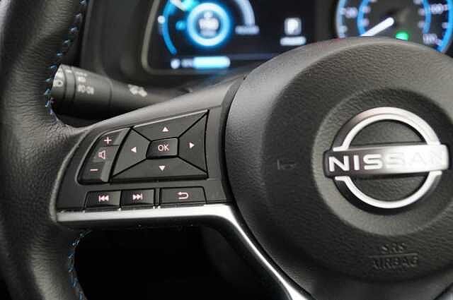 Nissan LEAF 39KW N-Connecta Auto with Sat Nav and 360 View Cameras