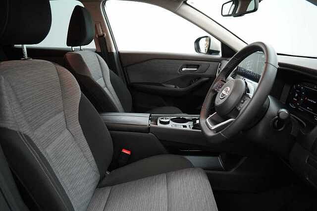 Nissan X-Trail 1.5 213 e-Power e-4ORCE AWD N-Connecta Auto with 5 Seats and 360 Cameras