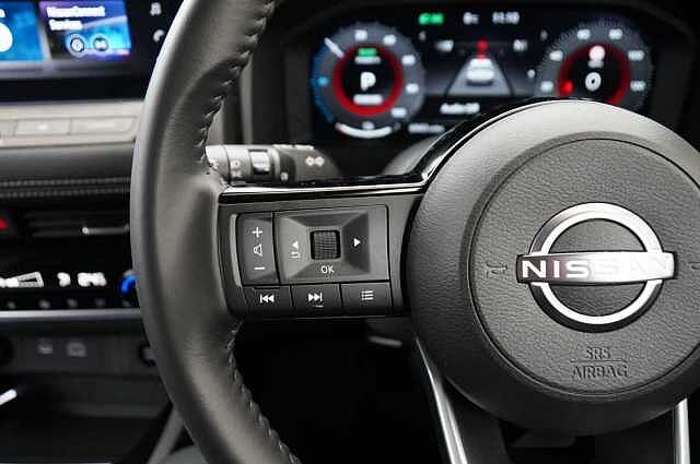 Nissan X-Trail 1.5 213 e-Power e-4ORCE AWD N-Connecta Auto with 5 Seats and 360 Cameras