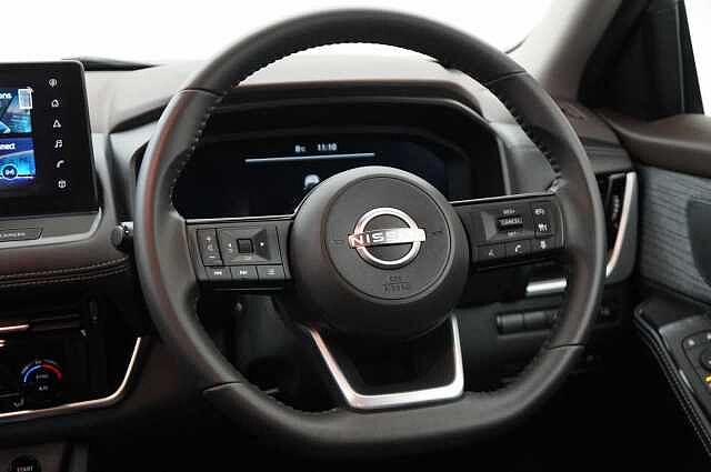 Nissan X-Trail 1.5 213 e-Power e-4ORCE AWD N-Connecta Auto with 5 Seats and 360 Cameras